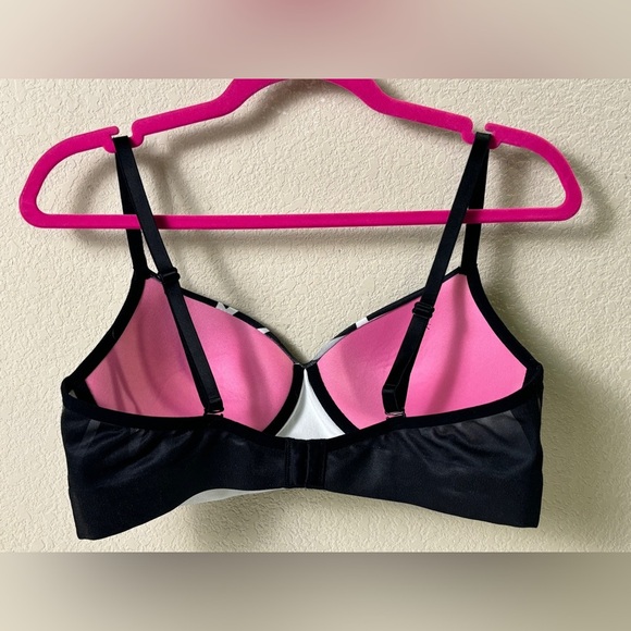 Victoria’s Secret PINK Cool & Comfy Wireless Lightly Padded Bra Black/White L - Picture 2 of 5